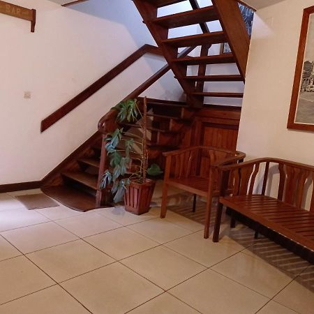 Antsirabe Hotel Экстерьер фото