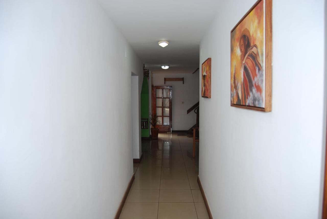 Antsirabe Hotel Экстерьер фото