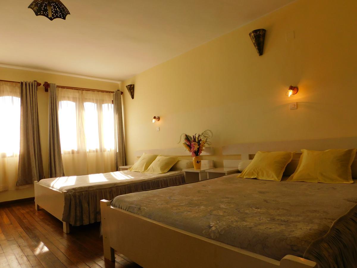 Antsirabe Hotel Экстерьер фото