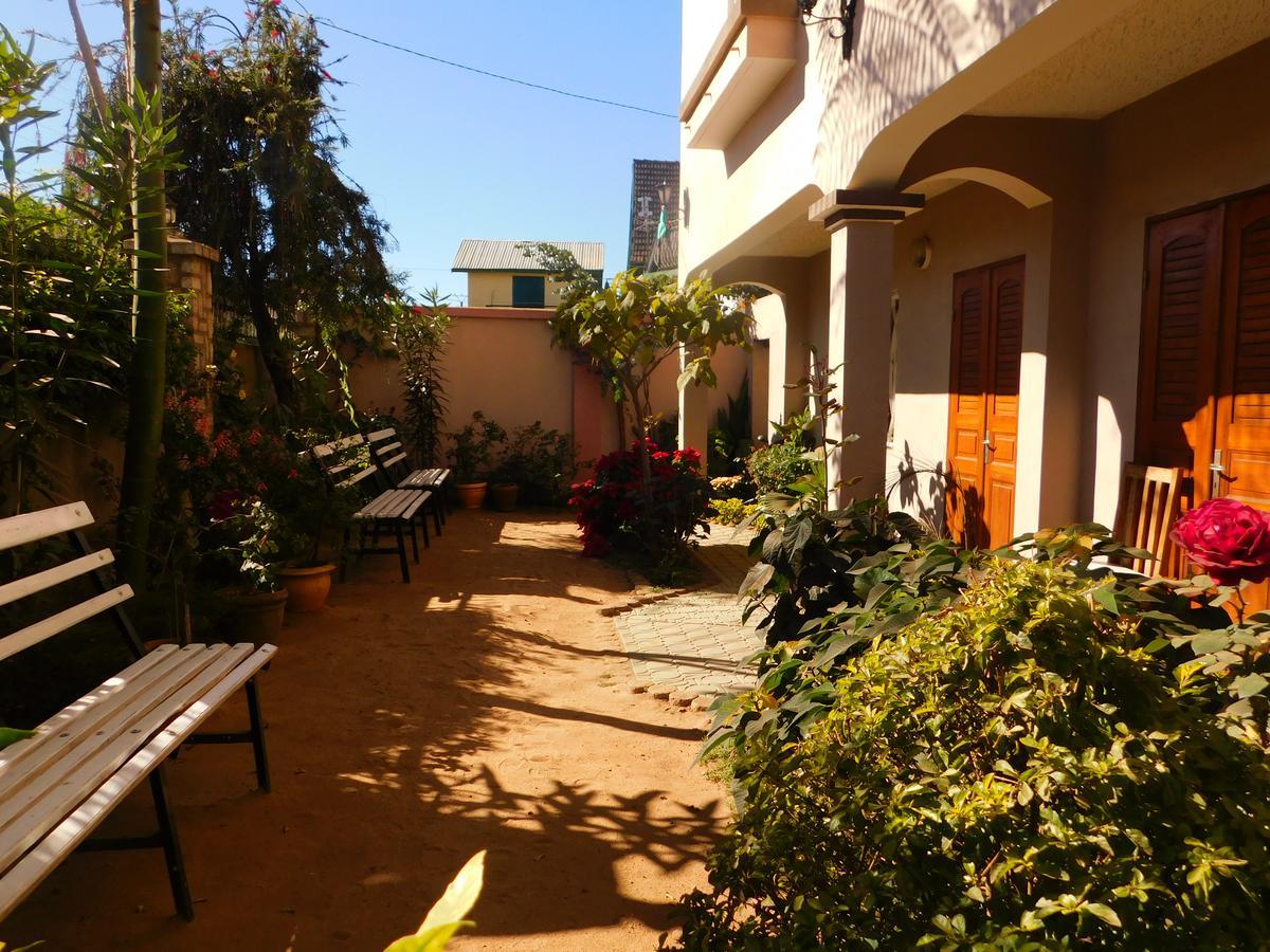 Antsirabe Hotel Экстерьер фото