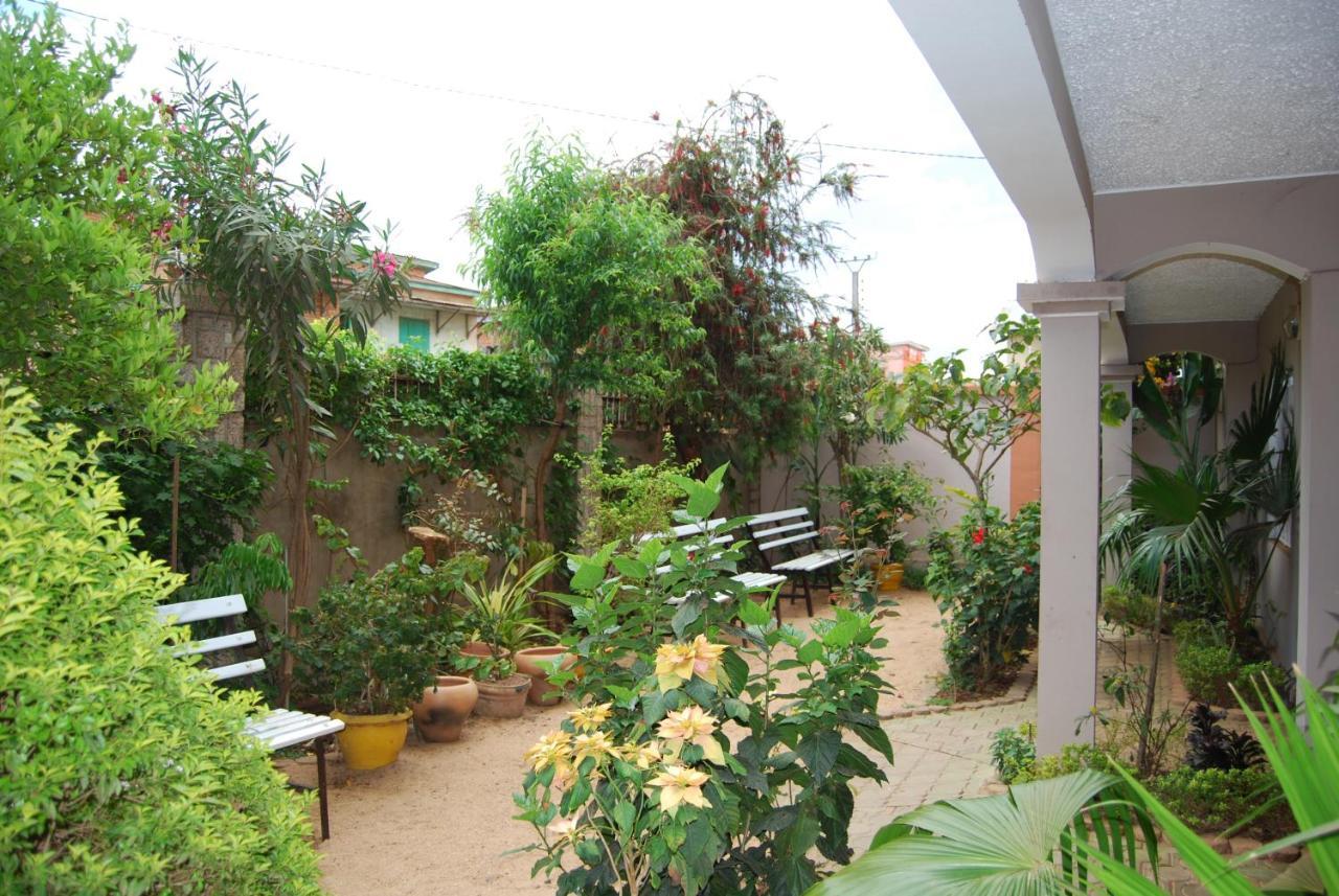 Antsirabe Hotel Экстерьер фото