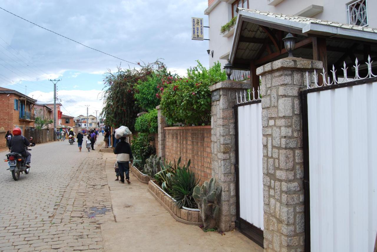 Antsirabe Hotel Экстерьер фото